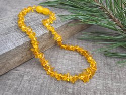 Children's amber choker beads