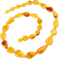 Beads made of drop-shaped amber stones