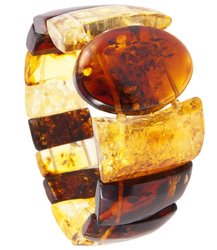 Bracelet made of figured amber stones “Elite”