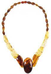 Beads made of figured amber stones “Elite”