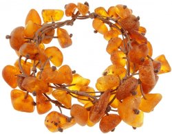 Bracelet made of polished amber stones