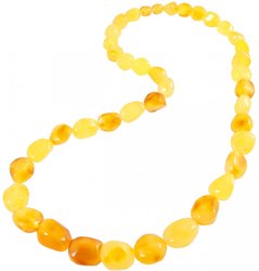 Beads made of light amber stones “Crumpled Cherry”