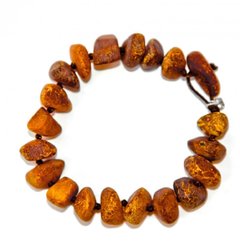 Bracelet with amber stones