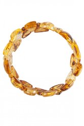 Bracelet made of amber stones “Triumph”