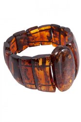 Bracelet made of figured cognac-colored amber stones