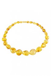 Beads made of light translucent amber “Katrin”