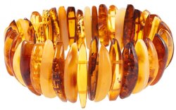 Bracelet made of amber stones-prongs