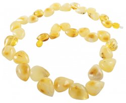 Beads made of drop-shaped amber stones