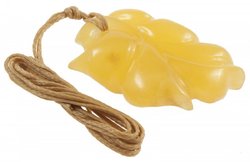 Pendant “Leaf” on a waxed rope