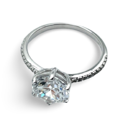 Classic Round Cut Engagement Ring