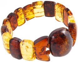 Bracelet made of figured amber stones