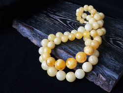 Beads-balls