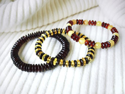 Amber bracelet "Bee"