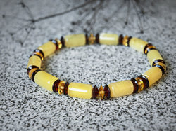 Amber bracelet "Seim"