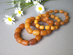 Bracelet made of cylindrical stones