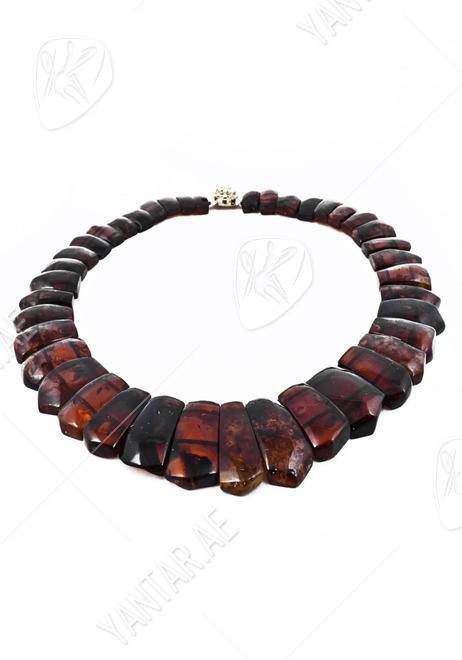 Beads made of flat amber stones