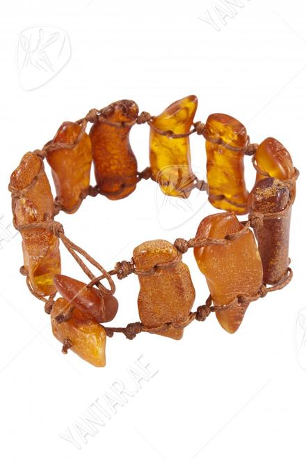 Bracelet with cognac-colored amber stones