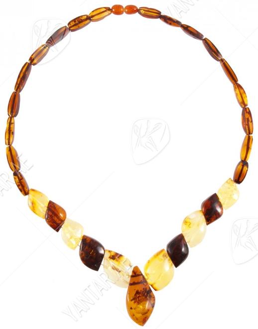 Bead necklace made of amber “Accord”