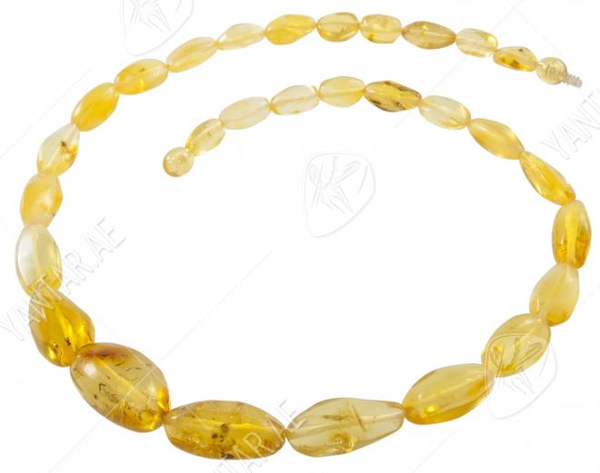 Beads made of transparent amber