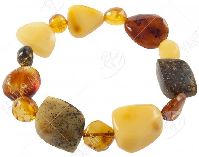 Bracelet made of different sizes of amber stones