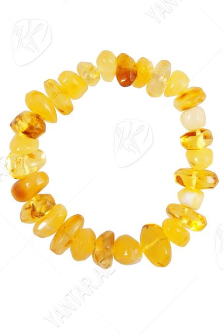 Bracelet made of polished amber stones