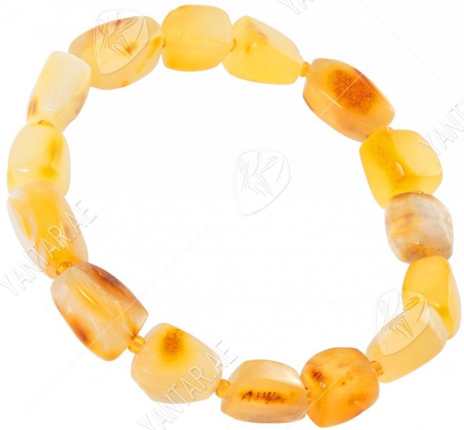 Bracelet made of polished amber stones