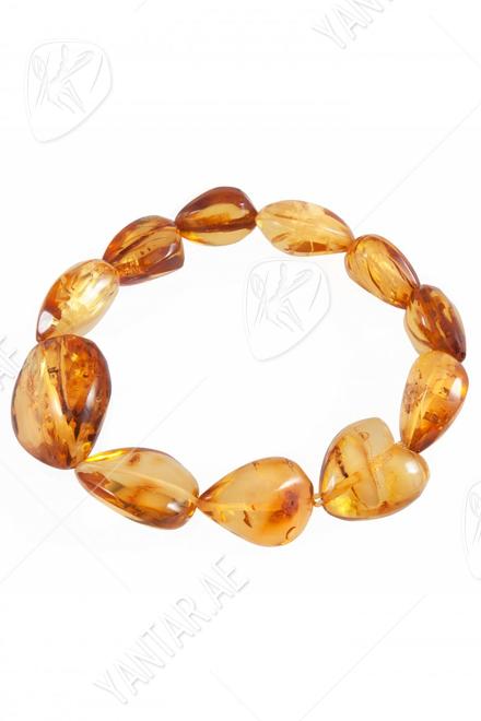 Bracelet made of figured amber stones