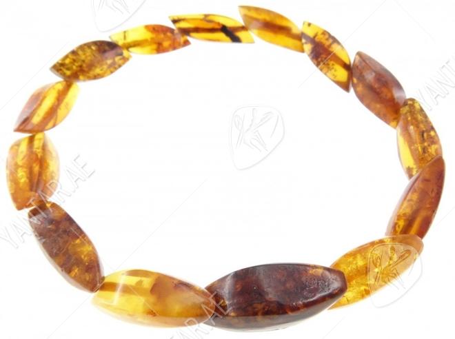 Bracelet made of figured amber stones