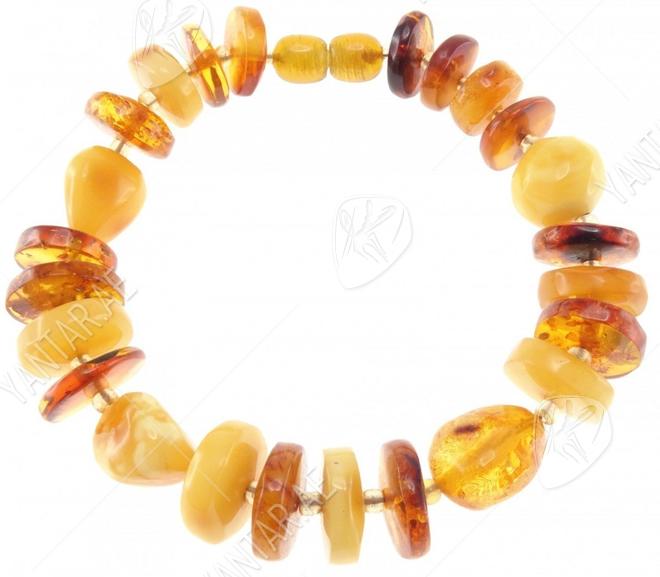 Bracelet made of different-sized stones