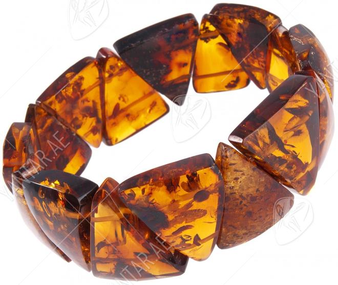 Amber bracelet made of triangular stones