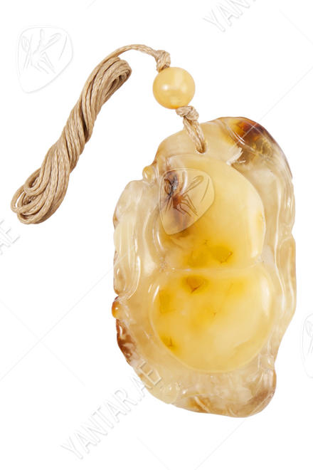 Amber pendant “Shell”