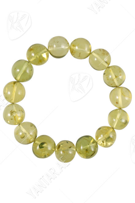 Bracelet made of polished amber beads