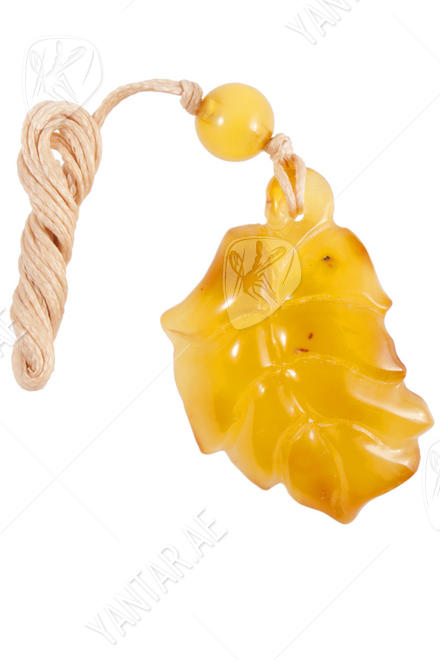 Amber pendant "Leaf"