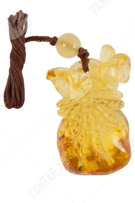 Carved amber pendant “Bag”