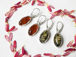 Silver earrings with amber “Tara”