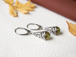 Silver earrings with amber “Annette”