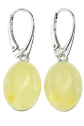 أقراط من العنبر والفضة “Armeo”