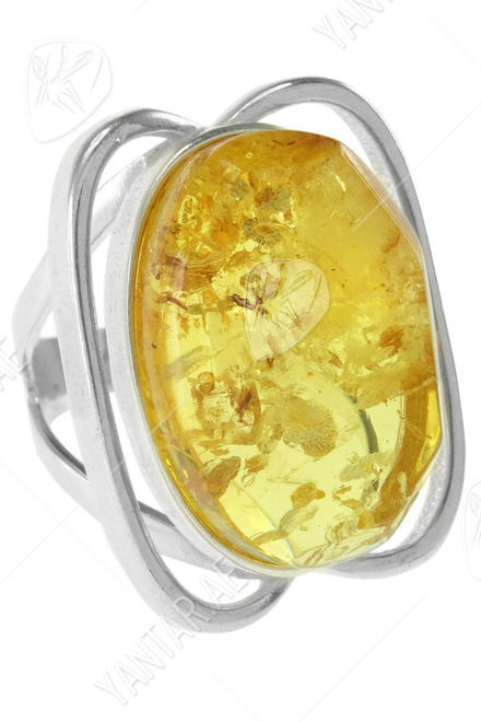 Ring with translucent amber stone “Lyubava”